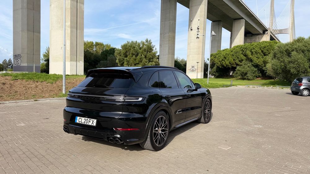 PORSCHE CAYENNE S | 2025 | 464 CV | 29.000 KM |