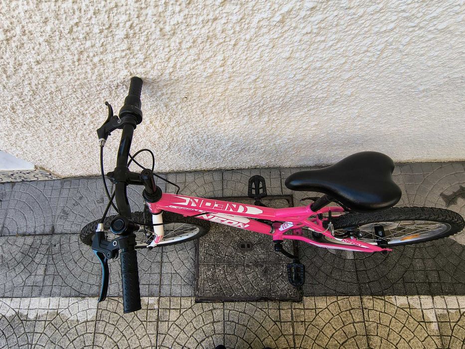 Bicicleta Neon 20 comprado na Toys Rus