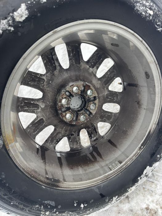 Диски R18 6*114.3 Nissan +шини 255/60