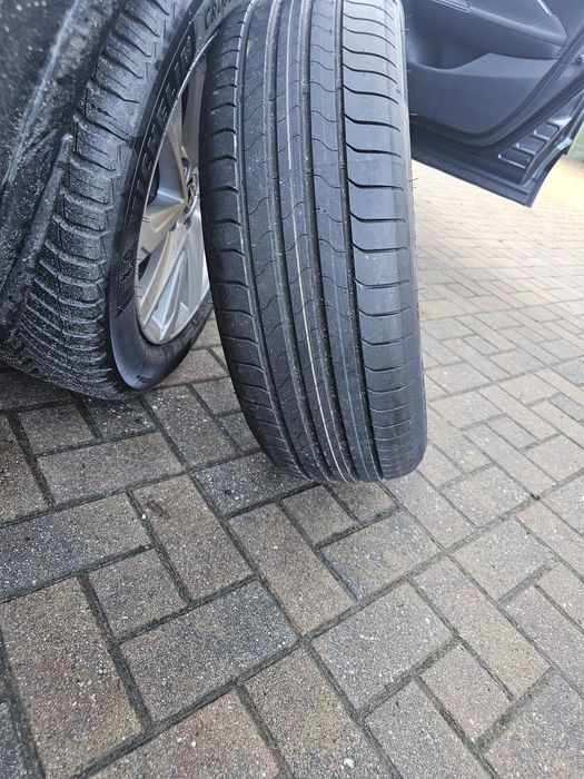 Opony Bridgestone 215/60 R17 nowe 4 szt