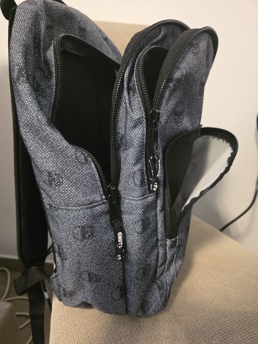 1 Mochila escola/trabalho