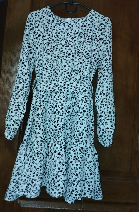 Сукня на дівчинку