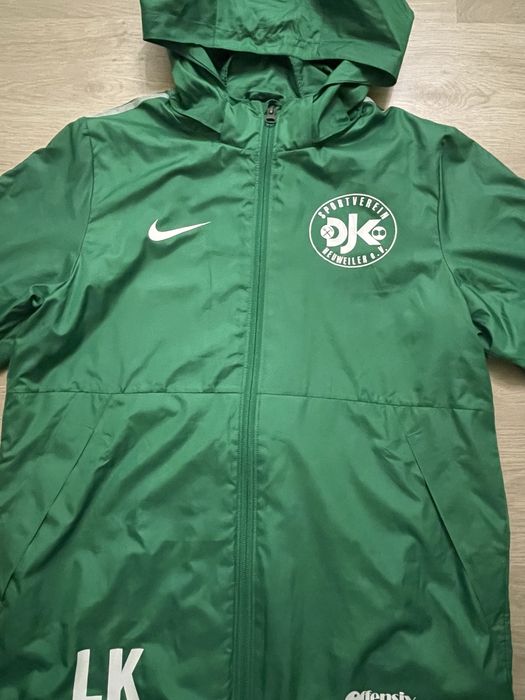 Вітровка Nike 158-170 см
