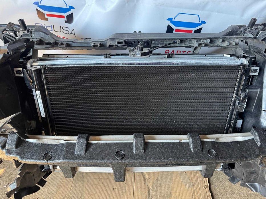 Kompletny Zestaw Pas Przedni Zderzak Lampy Chłodnice DIESEL Audi Q5 80A LIFT 20+