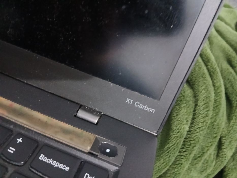 Sprzedam laptop lenovo x1 carbon