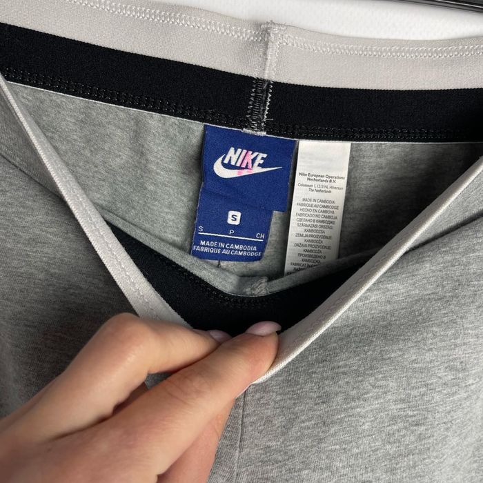 Спортивні лосіни nike just do it swoosh сірі леггінси найк оригінал