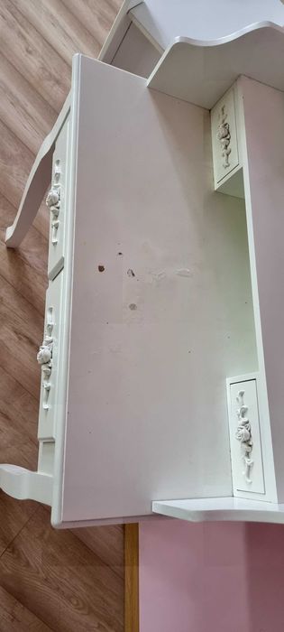 Biala Toaletka z lustrem