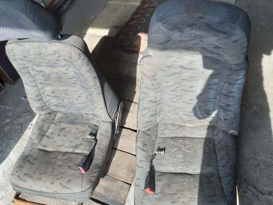 Автокресло для Жигулей от 8, 9ки 2 шт.