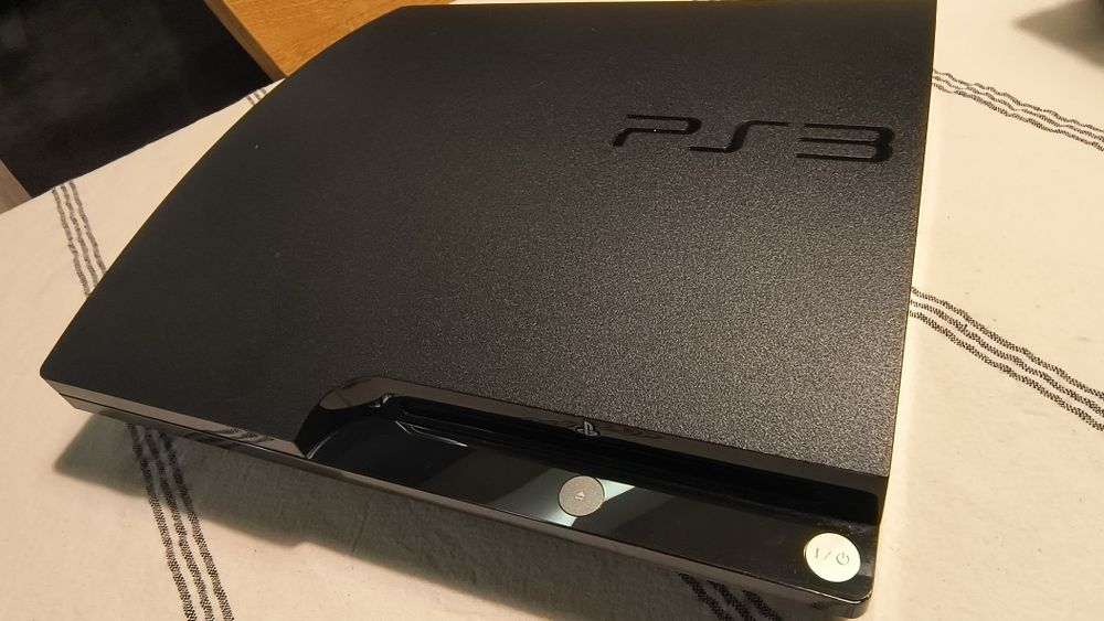 Konsola Playstation 3 Slim 250GB, CFW, Pad, przerobiona