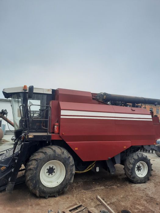 Комбайн КЗС 1218