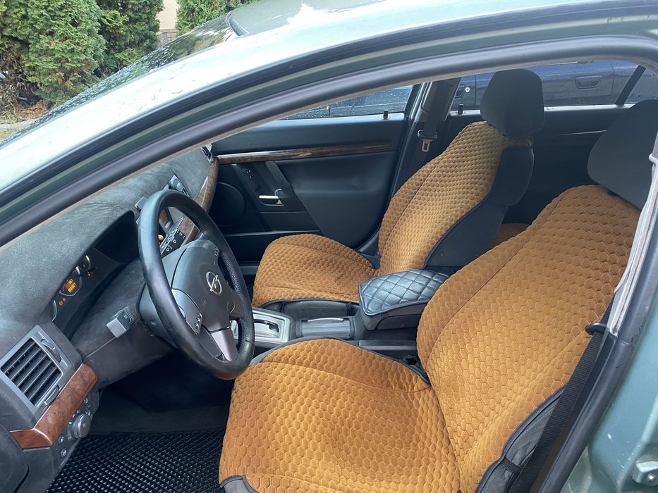 Опель Вектра Ц автомат 2.2 гбо Гарний стан