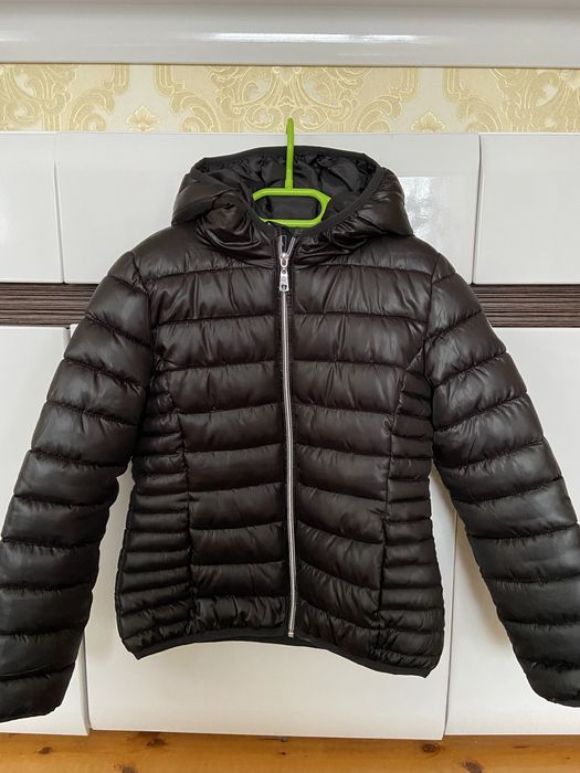 Демисизона куртка на дівчинку, зріст 140… див.заміри