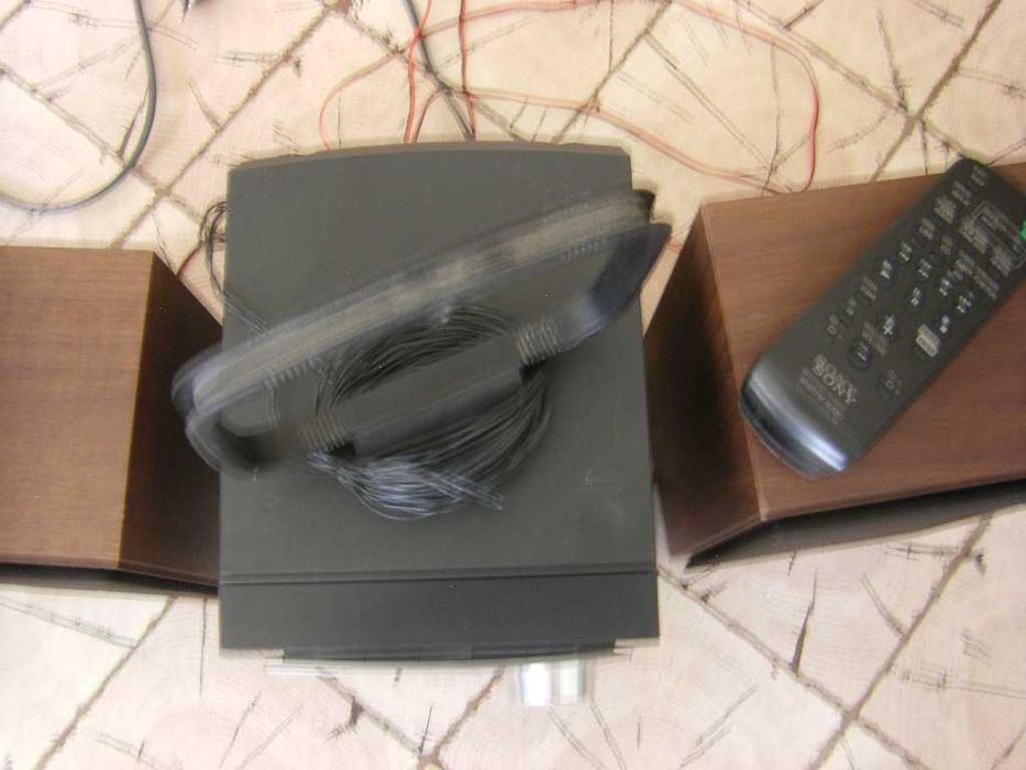 Mini wieża mp3 USB CD stereo SONY - pilot, głośniki, antena
