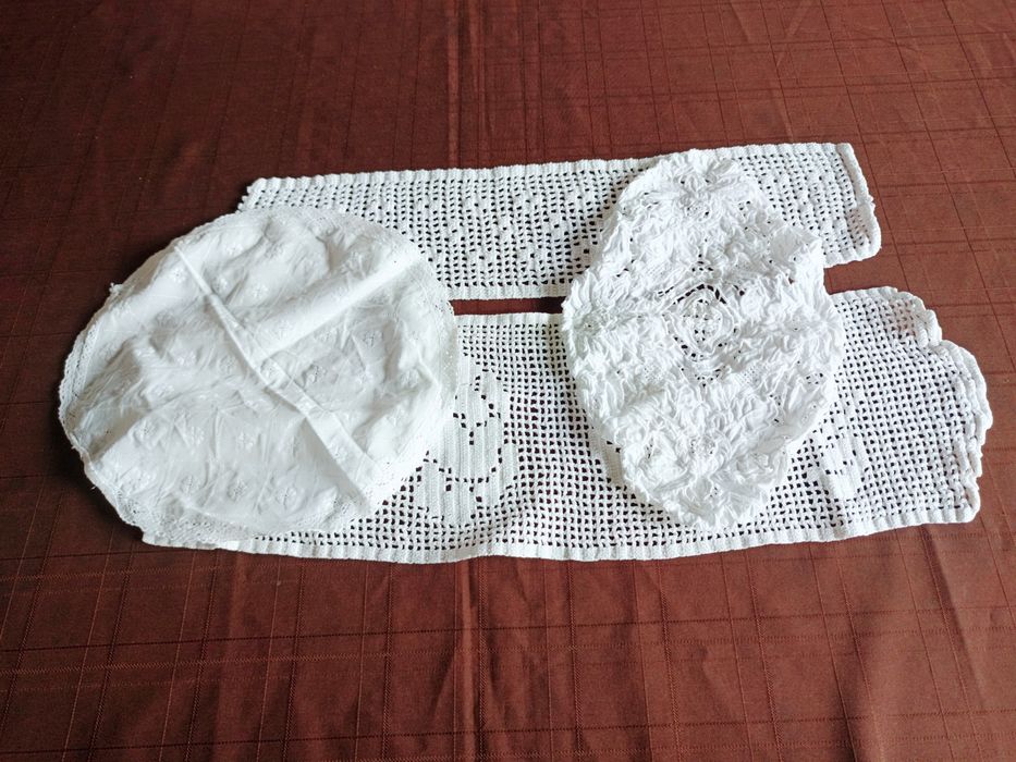 Panos bordados á mão