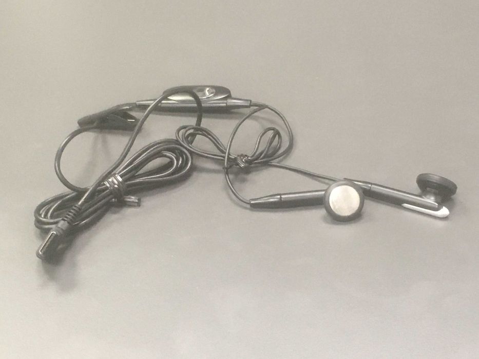 Оригинальная гарнитура от Samsung SGH-X820.