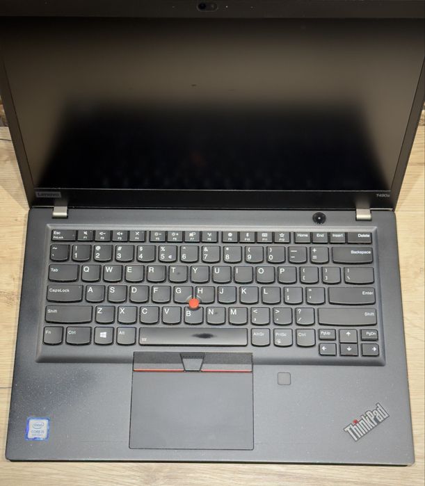 Lenovo thinkpad T490s
