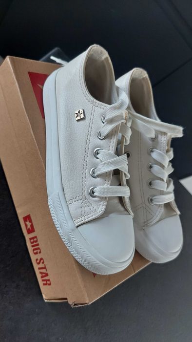 Sprzedam dziewczęce buty sportowe, Big Star, rozmiar 32