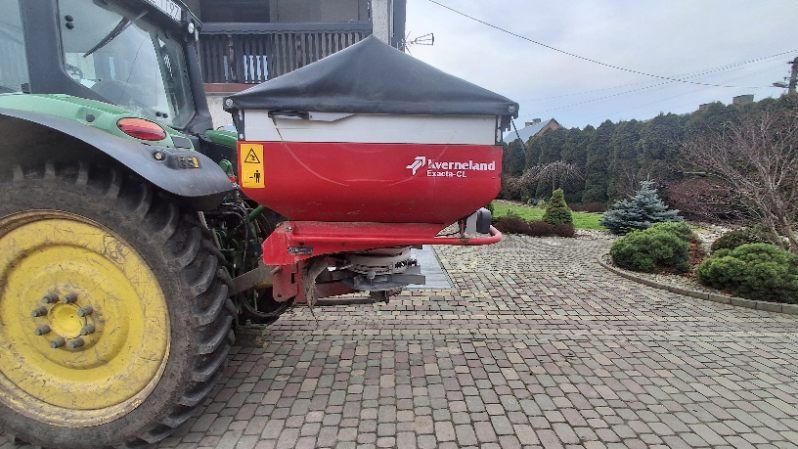 Rozsiewacz do nawozu Kverland