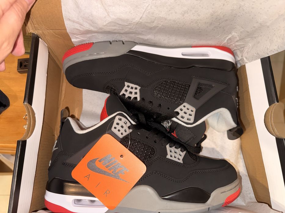 Vendo Nike Jordan Retro 4 Bred 2019