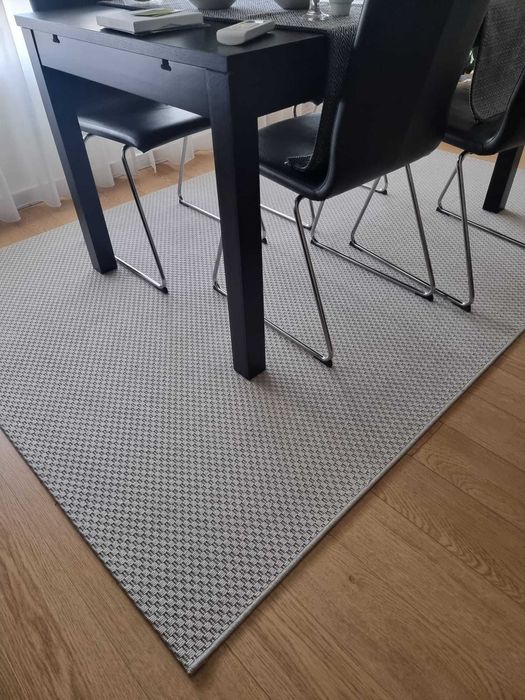Tapete cinzento ikea