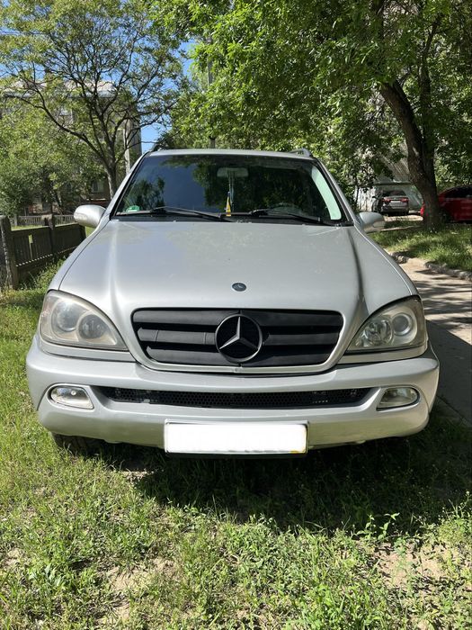 Mercedes-Benz M-class W163