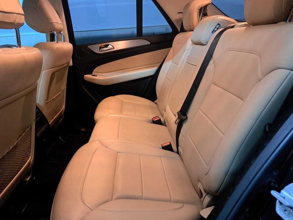 Mercedes GLE 250 D-4Matic-9G TRONIC-AMG LINE- FULL EXTRAS