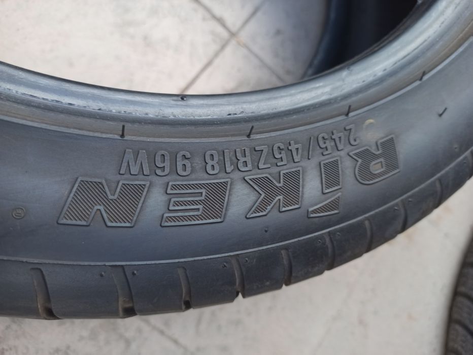 Продам ОДНО колесо 245/45 R18 Riken Raptor