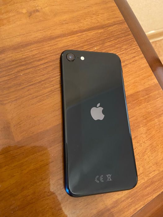 iPhone XE 2020 с гарантией