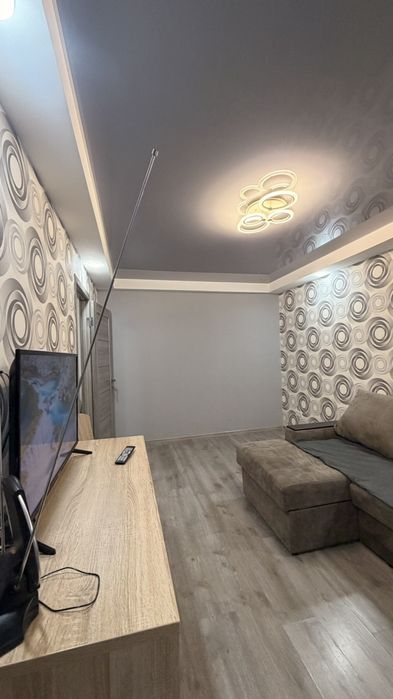 Продажа 2ой квартиры в Александровском р-не