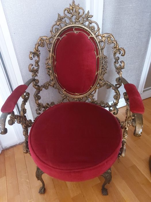 Conjunto de cadeiras estilo classico