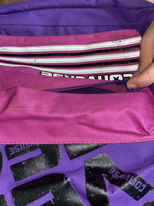 Mochila para escola cor de rosa e roxa