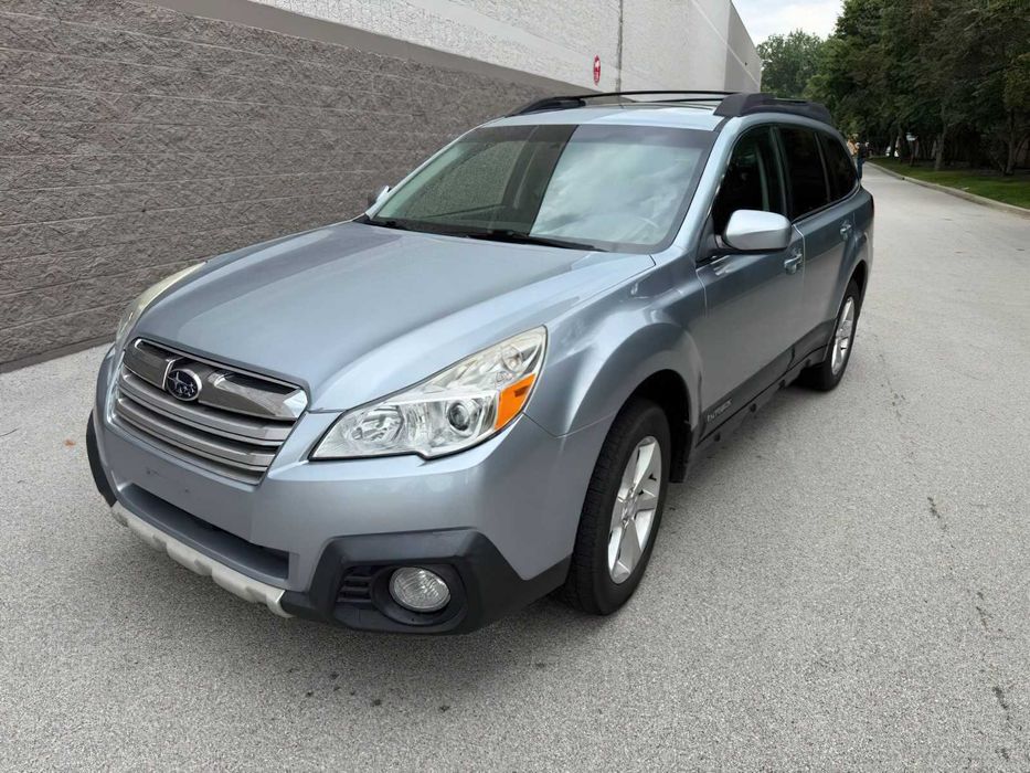 Subaru Outback Limited      2013