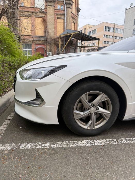 Hyundai Sonata DN8