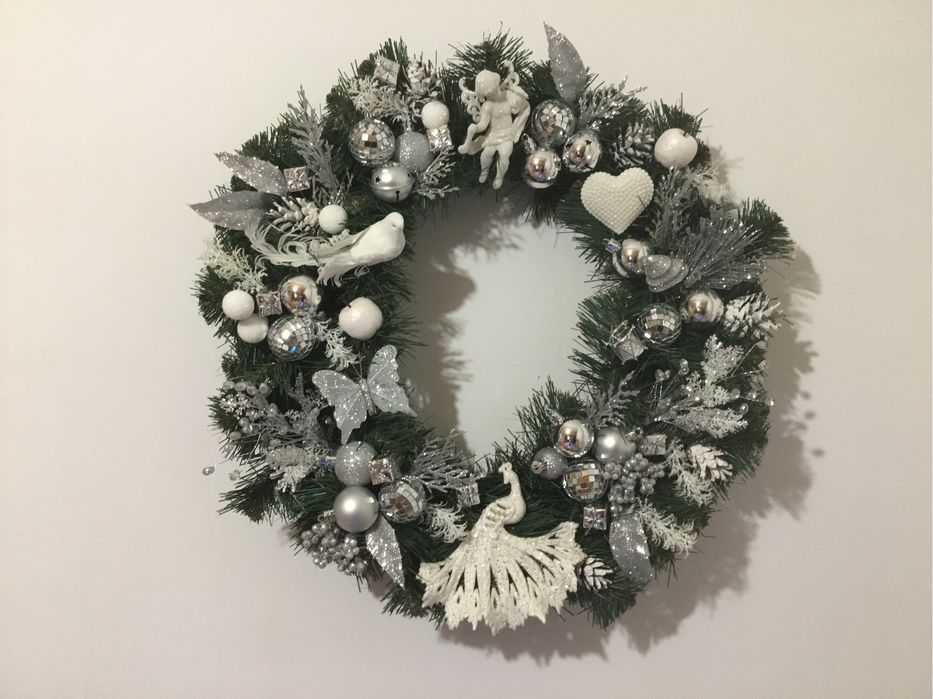 Веночек новогодний большой с подсветкой