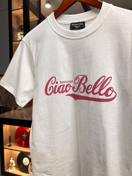 Женская Футболка Balenciaga