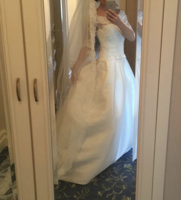 Весільне плаття Berta
