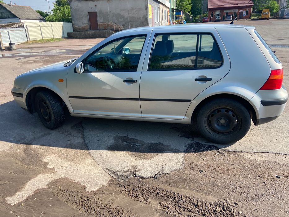 Volkswagen Golf 4