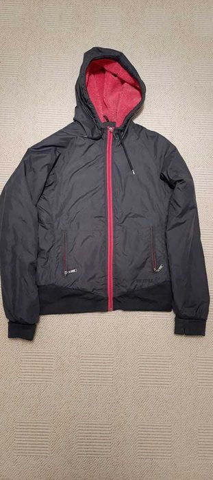 Kurtka damska Ups fit style rozmiar M