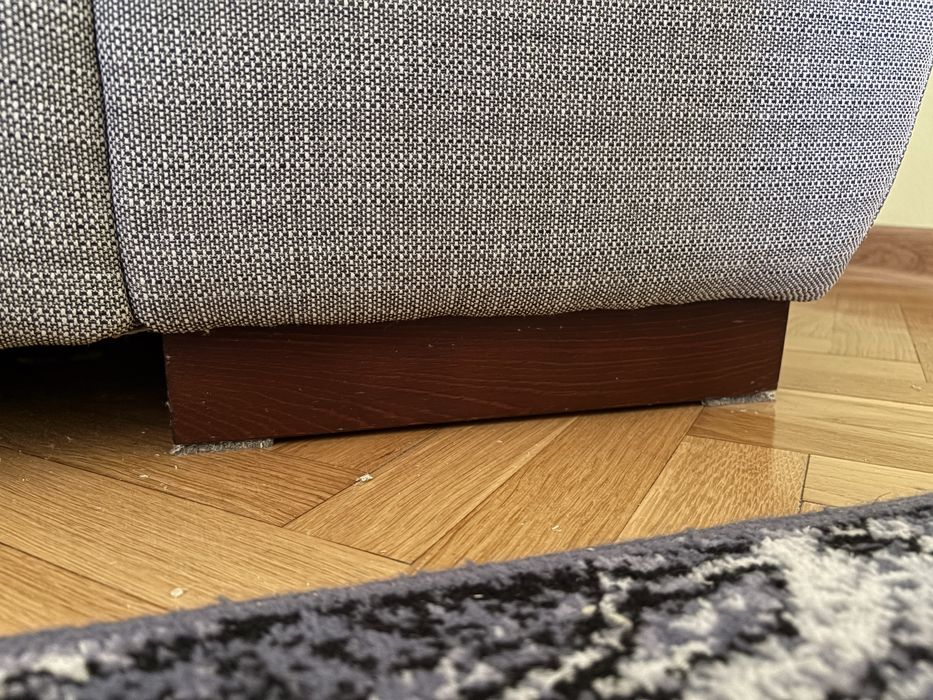 Kanapa rozkladana popiel