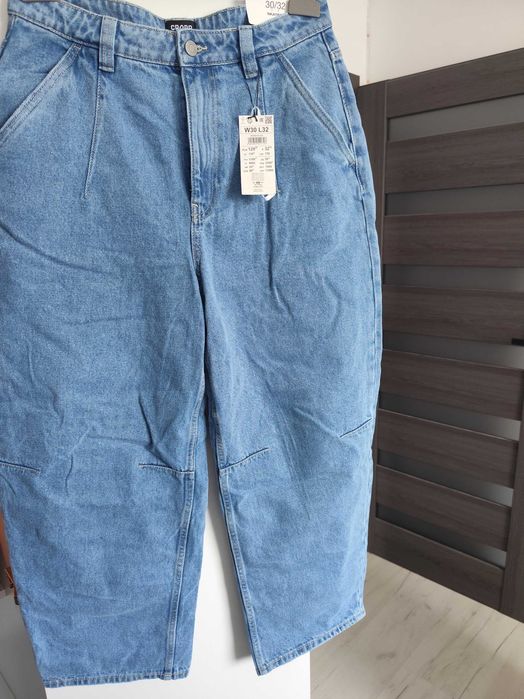 Nowe jeansy baggy Cropp Skater