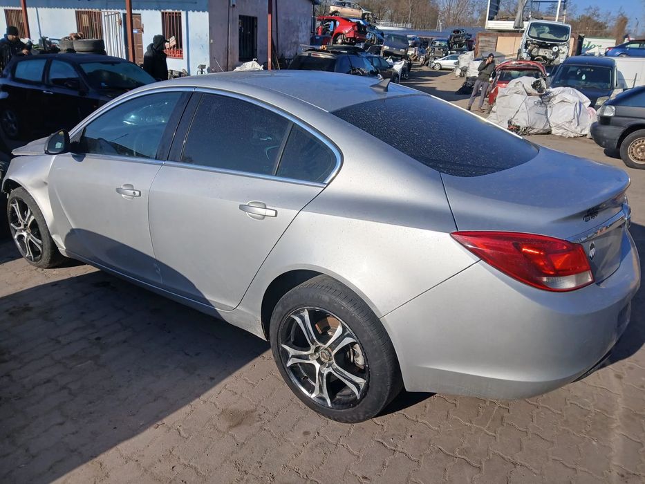 OPEL INSIGNIA Z176 maska zderzak lampa grill błotnik drzwi zbiornik paliwa szyba lusterko
