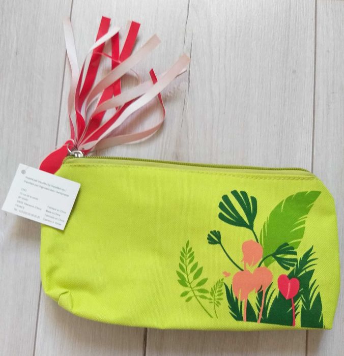 Косметичка Ив Роше