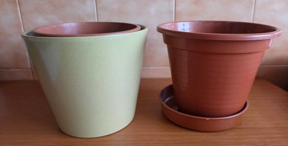 Cachepot e vasos