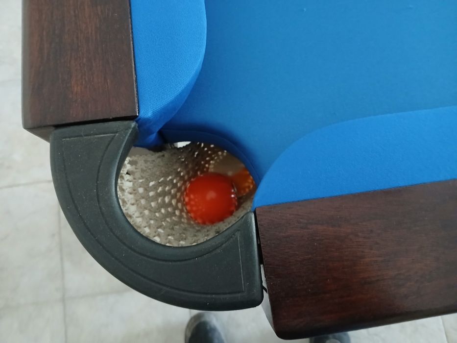 Mesa snooker impecavel