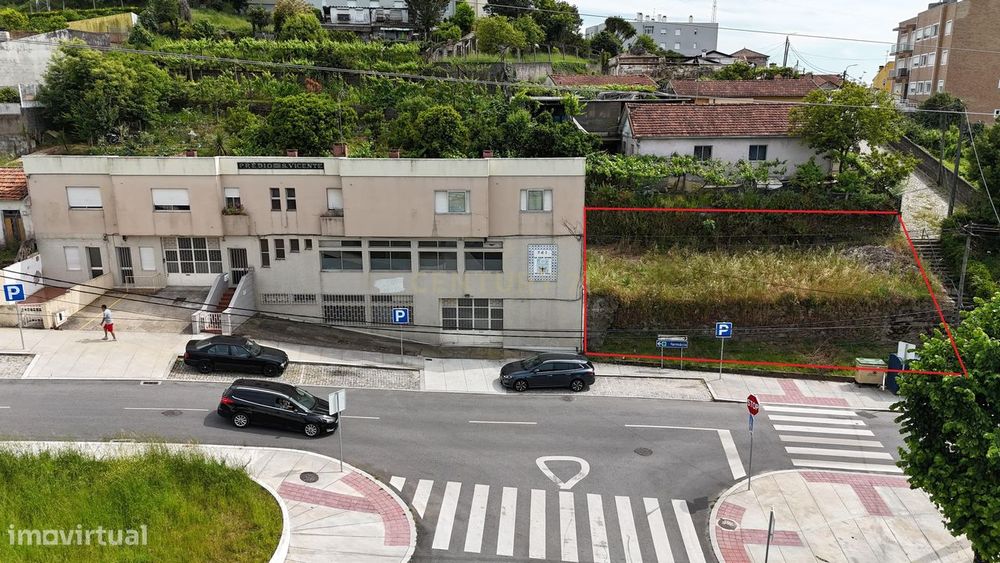 Terreno Rústico em Gondomar - Oportunidade Única por 130.000€ — Fânzeres E São Pedro Da Cova, Porto