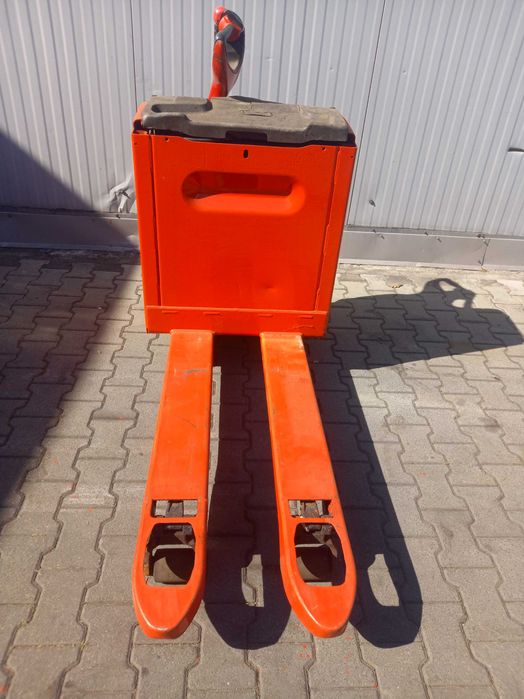 Wózek paletowy elektryczny linde T16