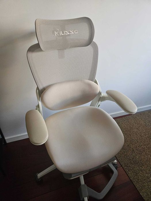 Cadeira de escritório ergonómica Musso E80 Muse
