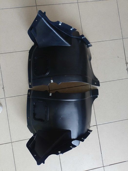 Підкрилок крила передній / задній