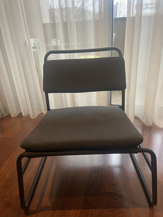 Cadeiras de escritorio ou sala