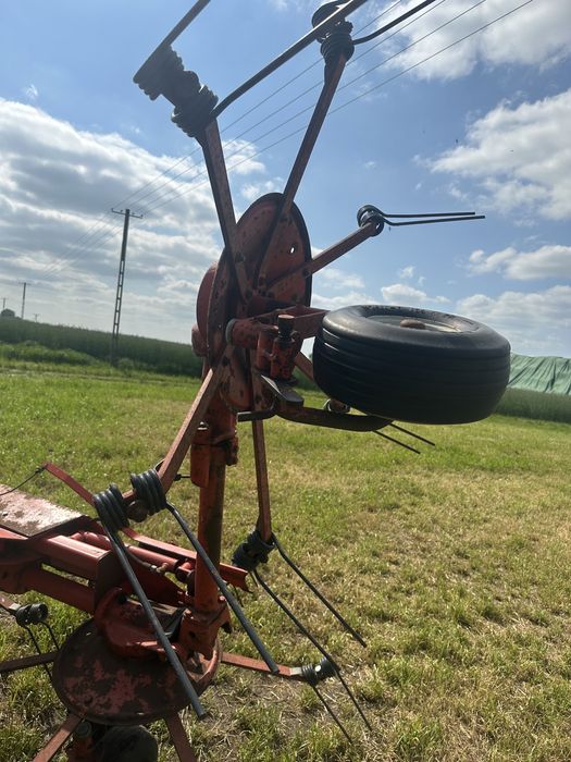 Przewracarka Kuhn GF5001MH
